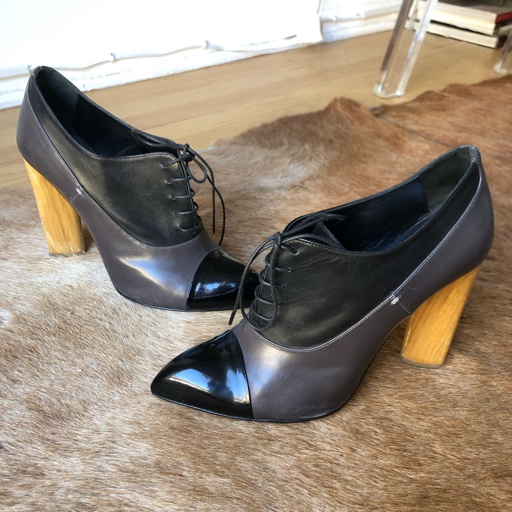Saint Laurent Elegant Two-Tone black and gray leather Oxford Heels size 39